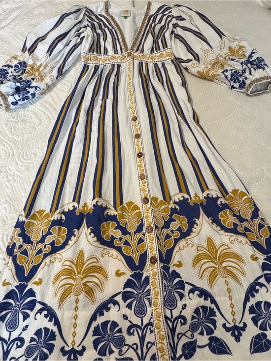 FARM Rio Dresses & Skirts - FARM Rio Button-Front Maxi Dress in White, Navy & Gold - Size L